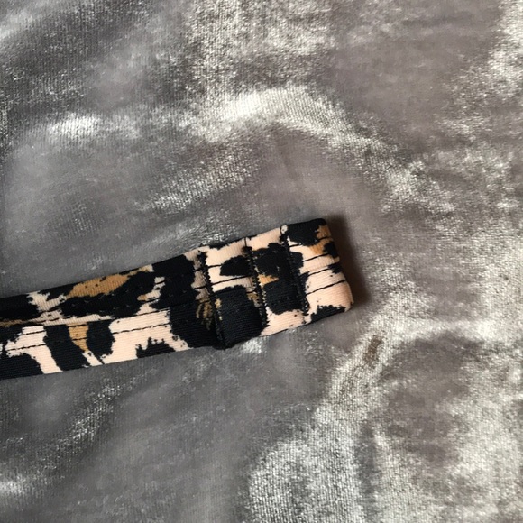 LEOPARD / CHEETAH PRINT PUSH UP HALTER BIKINI TOP - Picture 3 of 3